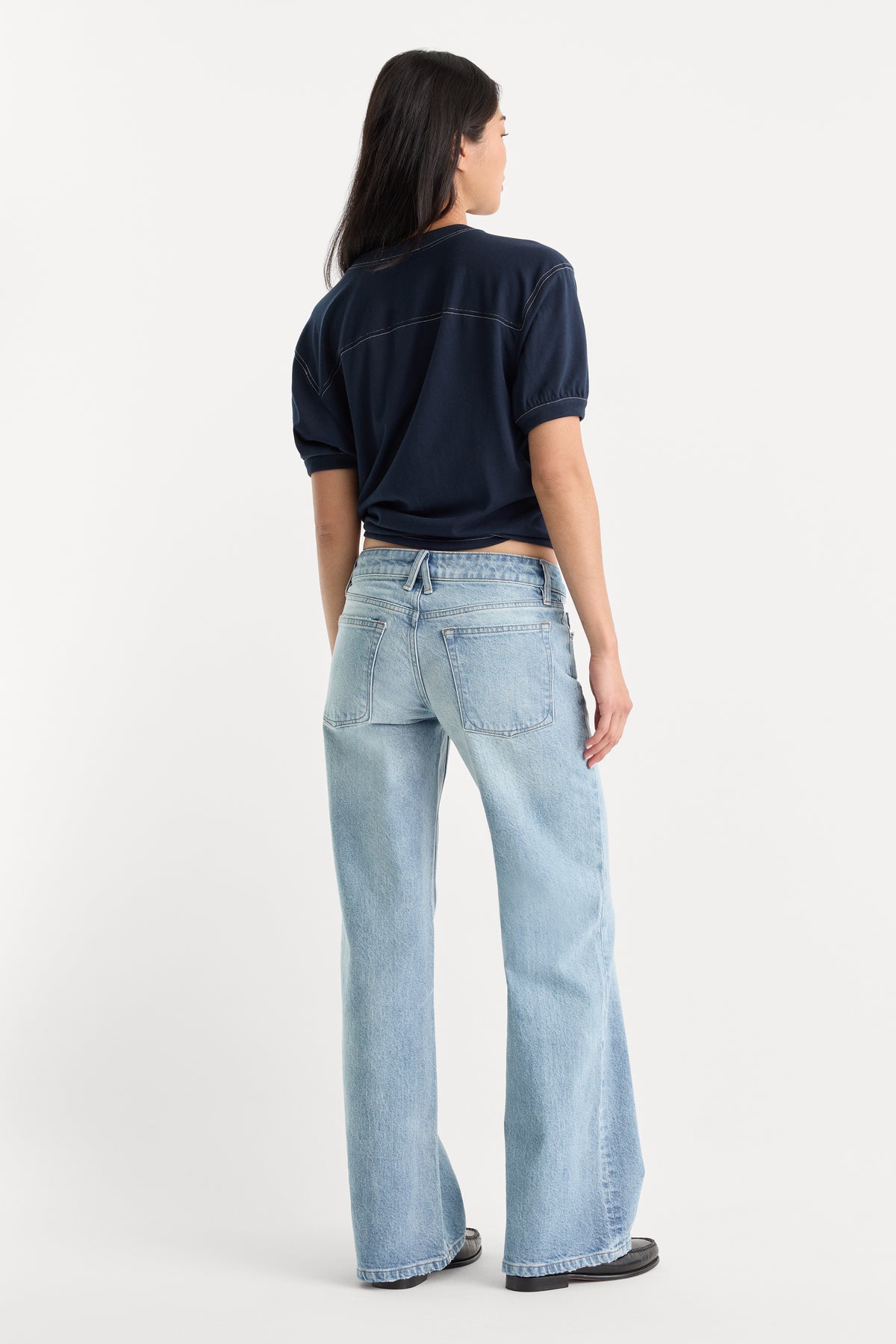 VINTAGE LOW LOOSE JEANS | VALE-4 | GOOD AMERICAN | MODEL