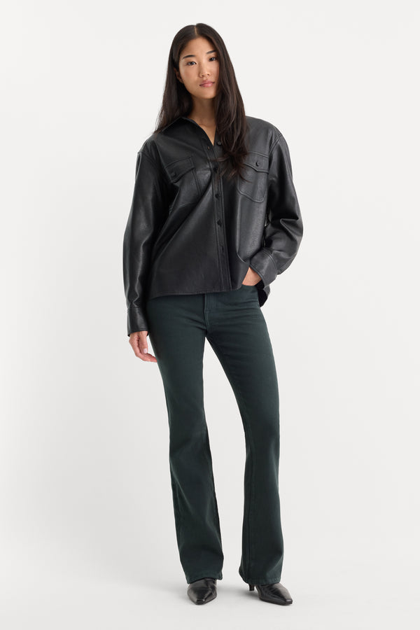 GOOD CLASSIC BOOTCUT JEANS | FOREST GREEN-1 | GOOD AMERICAN | MODEL