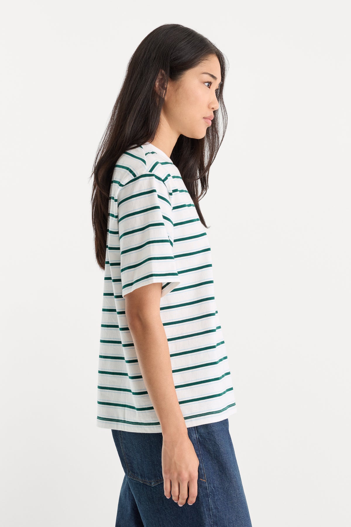THE BODEGA TEE | FOREST MULTI STRIPE-3 | GOOD AMERICAN | MODEL