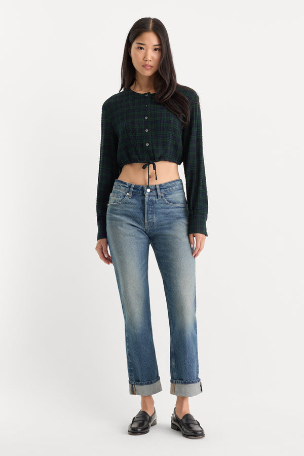 THE CRINKLE CINCHED SHIRT | FOREST PLAID-5 | GOOD AMERICAN | MODEL