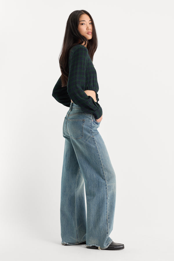 VINTAGE WIDE JEANS | OAK-4 | GOOD AMERICAN | MODEL