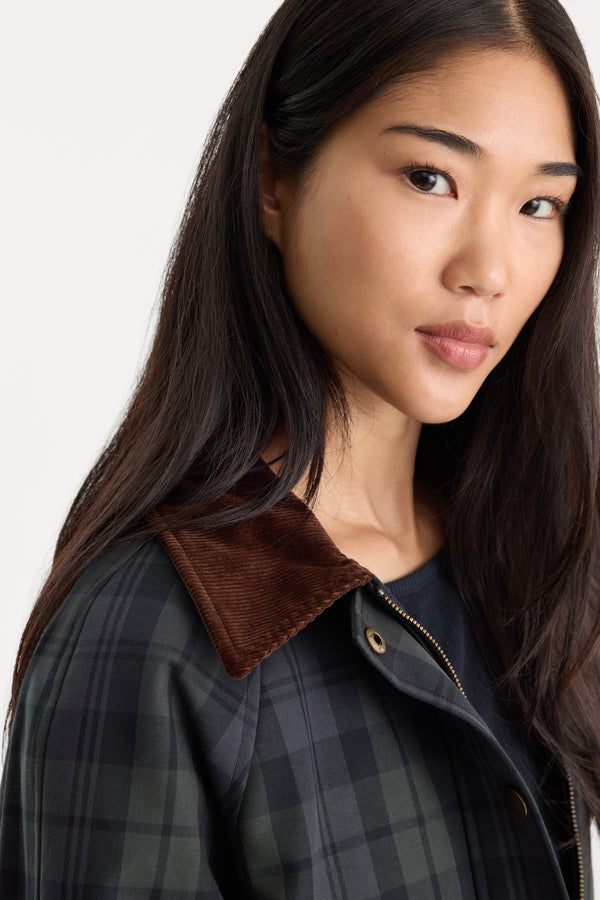 THE HERITAGE JACKET | NAVY AND GREEN PLAID-4 | GOOD AMERICAN | MODEL