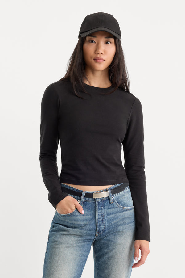 THE LONG SLEEVE BABY TEE | BLACK-1 | GOOD AMERICAN | MODEL