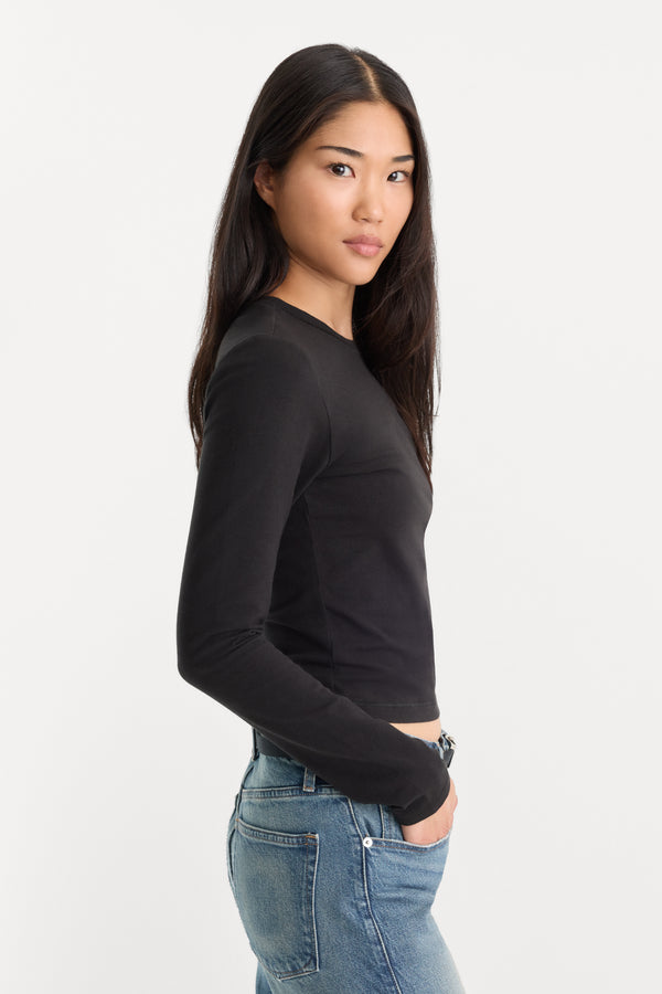 THE LONG SLEEVE BABY TEE | BLACK-2 | GOOD AMERICAN | MODEL