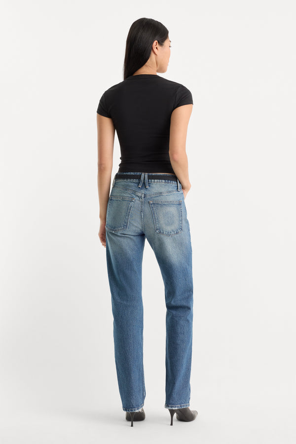 VINTAGE STRAIGHT JEANS | INDIGO1282-5 | GOOD AMERICAN | MODEL