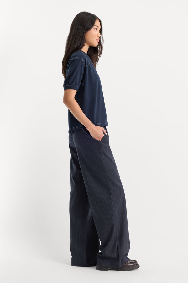 THE PINSTRIPE PULL ON TROUSER | NAVY PINSTRIPE-4 | GOOD AMERICAN | MODEL