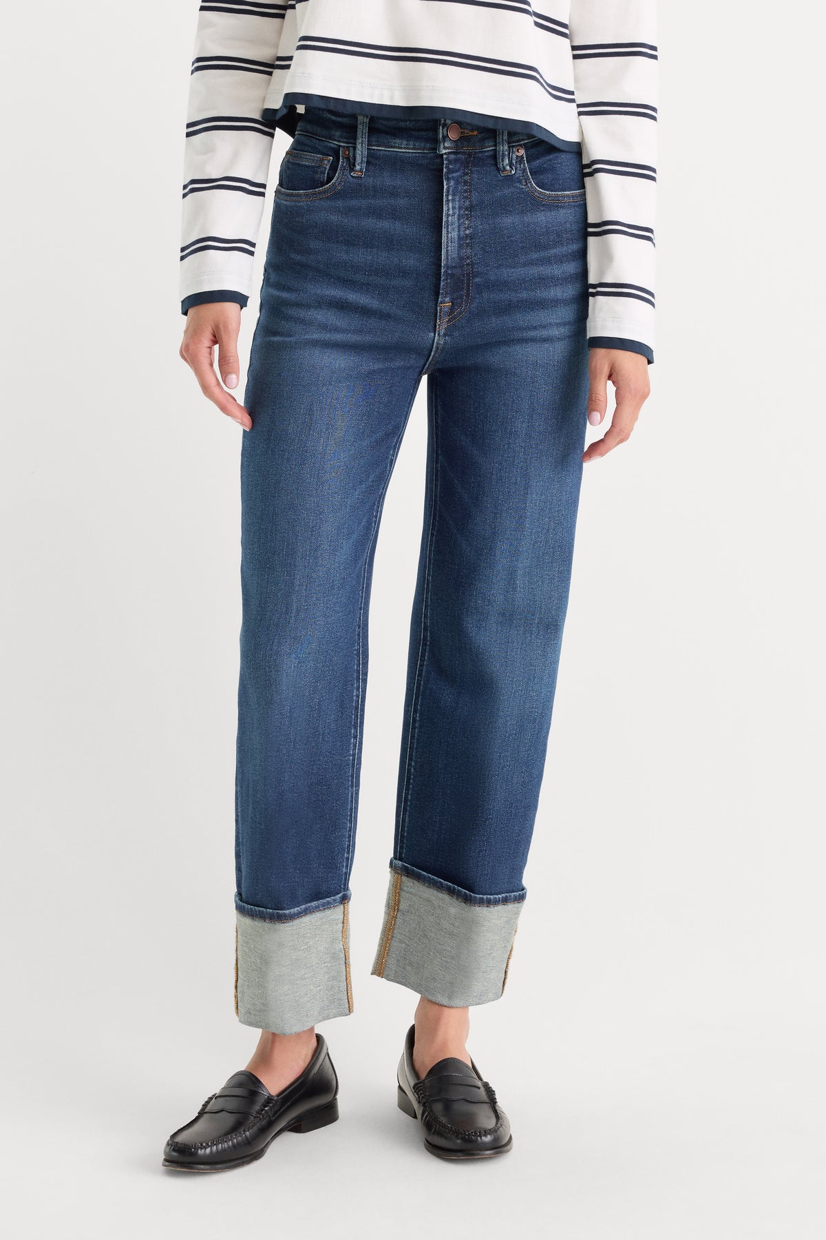 GOOD TRUE STRAIGHT JEANS | INDIGO1230-2 | GOOD AMERICAN | MODEL