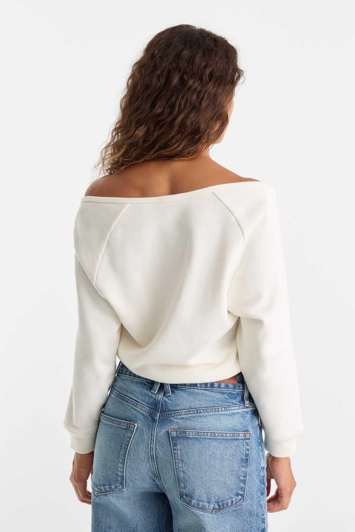 THE FRENCH TERRY TIE SWEATSHIRT | CHALK-6 | GOOD AMERICAN | MODEL