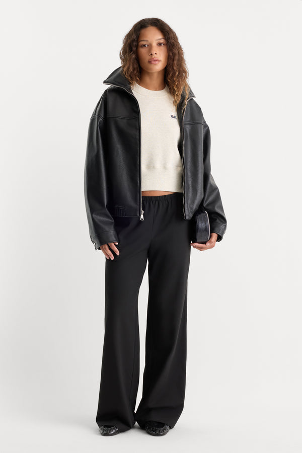 THE BETTER THAN LEATHER FUNNEL JACKET | BLACK001-5 | GOOD AMERICAN | MODEL
