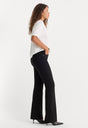 ALWAYS FITS GOOD CLASSIC BOOTCUT JEANS | BLACK001-2 | GOOD AMERICAN | MODEL