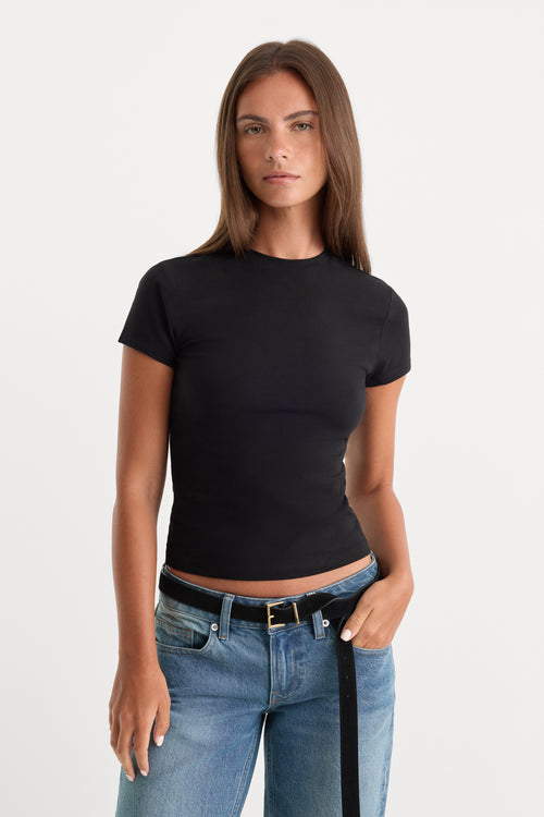 THE BABY TEE | BLACK-1 | GOOD AMERICAN | MODEL