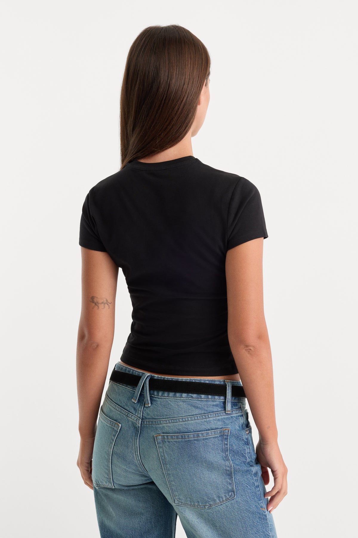 THE BABY TEE | BLACK-4 | GOOD AMERICAN | MODEL