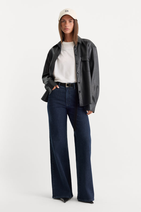 GOOD WAIST PALAZZO JEANS | INDIGO1153-1 | GOOD AMERICAN | MODEL