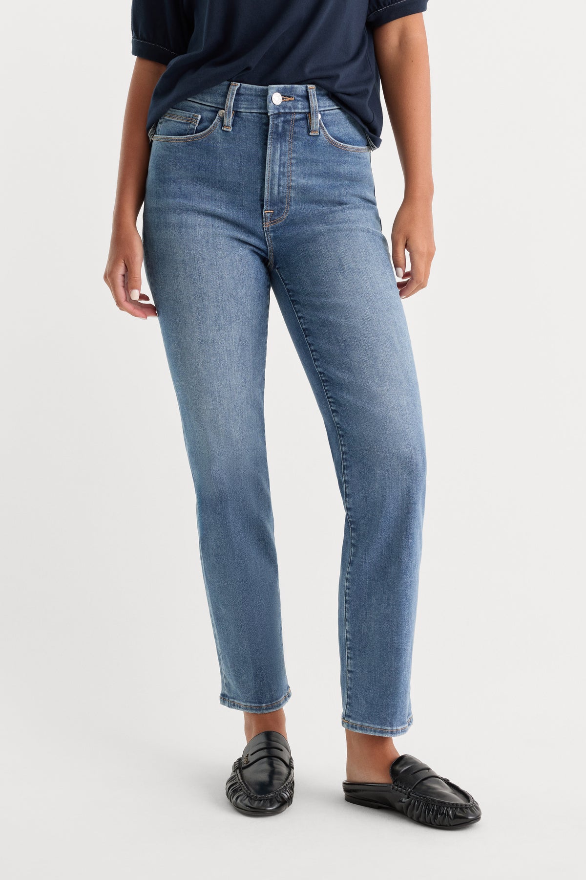 ALWAYS FITS GOOD LEGS STRAIGHT JEANS | INDIGO316-4 | GOOD AMERICAN | MODEL