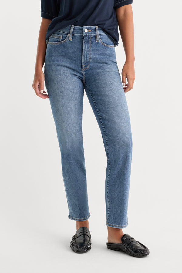 ALWAYS FITS GOOD LEGS STRAIGHT JEANS | INDIGO316-4 | GOOD AMERICAN | MODEL