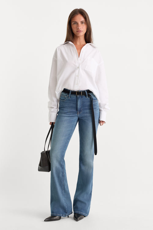 SOFT TECH GOOD CLASSIC BOOTCUT JEANS|INDIGO863-1 | GOOD AMERICAN | MODEL