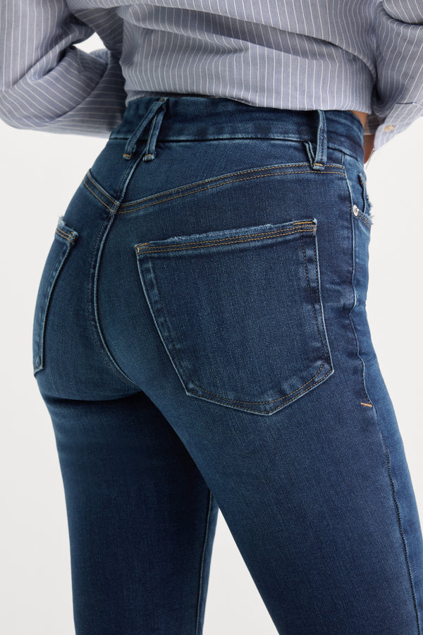 SOFT TECH GOOD CLASSIC BOOTCUT JEANS | INDIGO511-6 | GOOD AMERICAN | MODEL