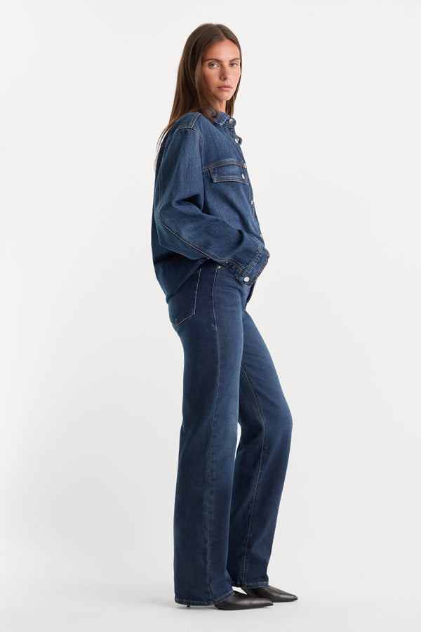 SOFT TECH GOOD PETITE TRUE STRAIGHT JEANS | INDIGO572