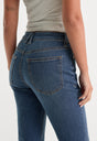GOOD LEGS STRAIGHT JEANS | BLUE004-6 | GOOD AMERICAN | MODEL