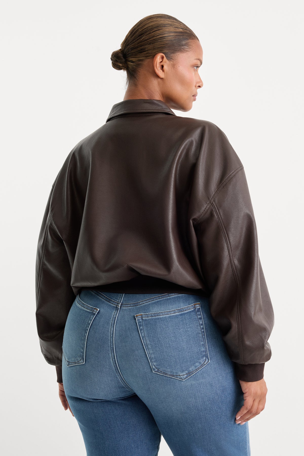 THE BETTER THAN LEATHER BOMBER JACKET | ESPRESSO-2 | GOOD AMERICAN | MODEL
