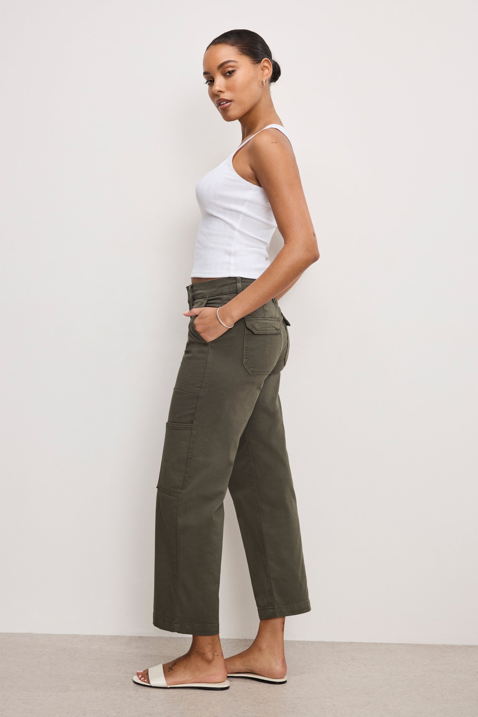 CARGO CROPPED TWILL PANTS | FATIGUE001