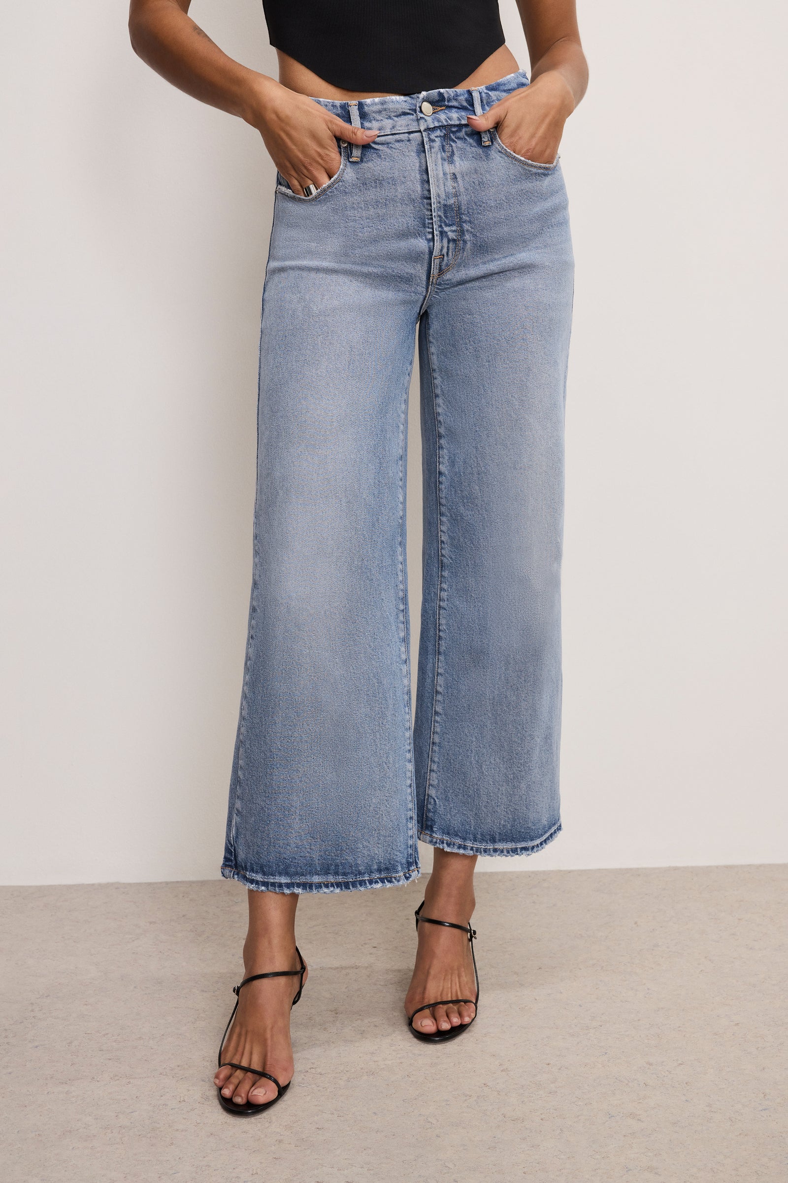 model: Size 0 | 