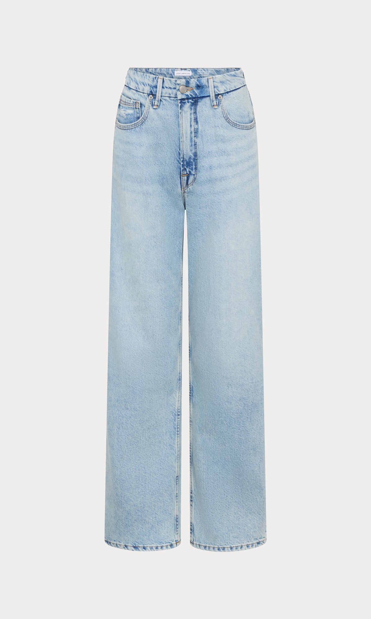GOOD PETITE 90s RELAXED JEANS | INDIGO1075-6 | GOOD AMERICAN | MODEL