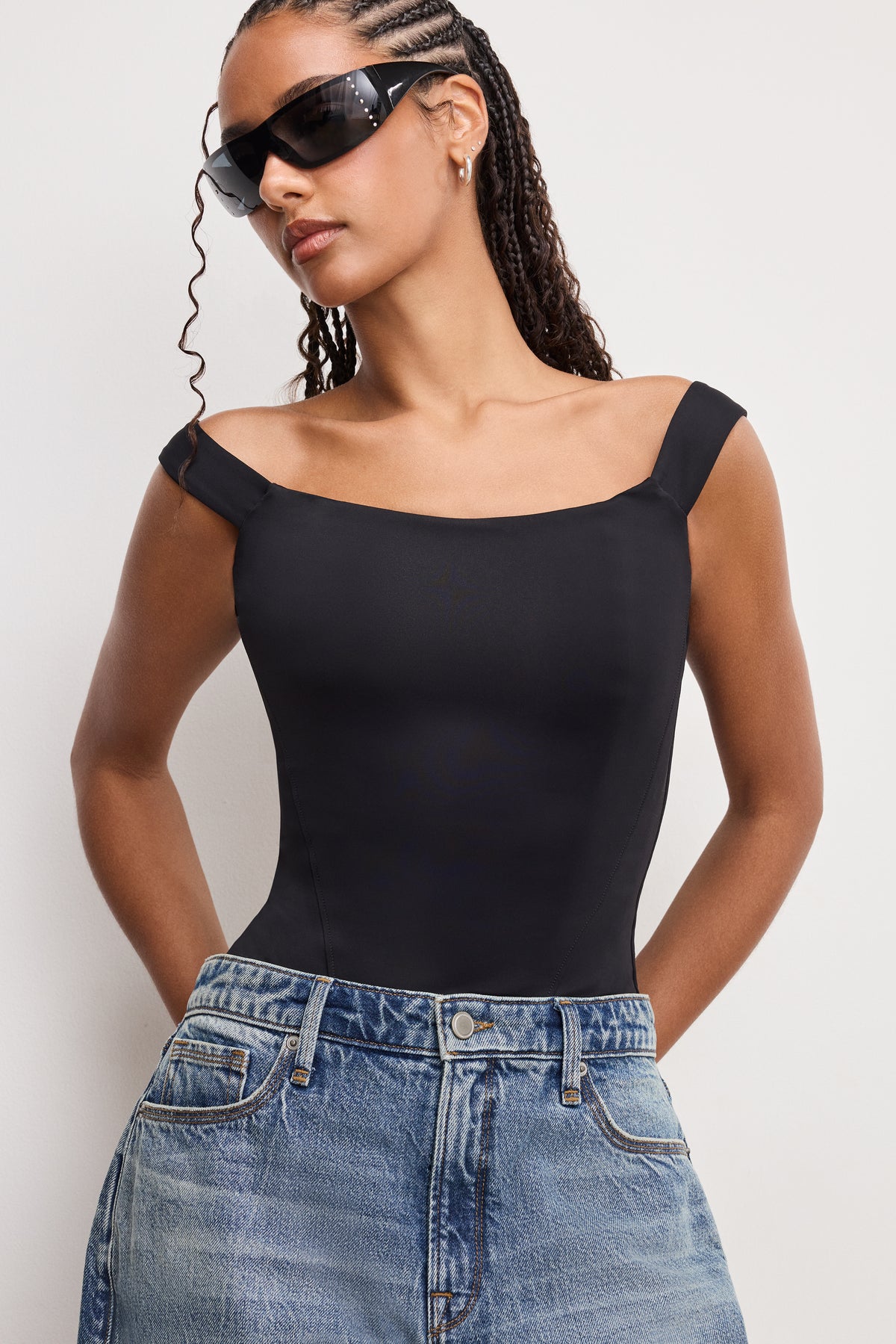 model: Size 0 | 