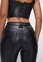 model: Size 0 |