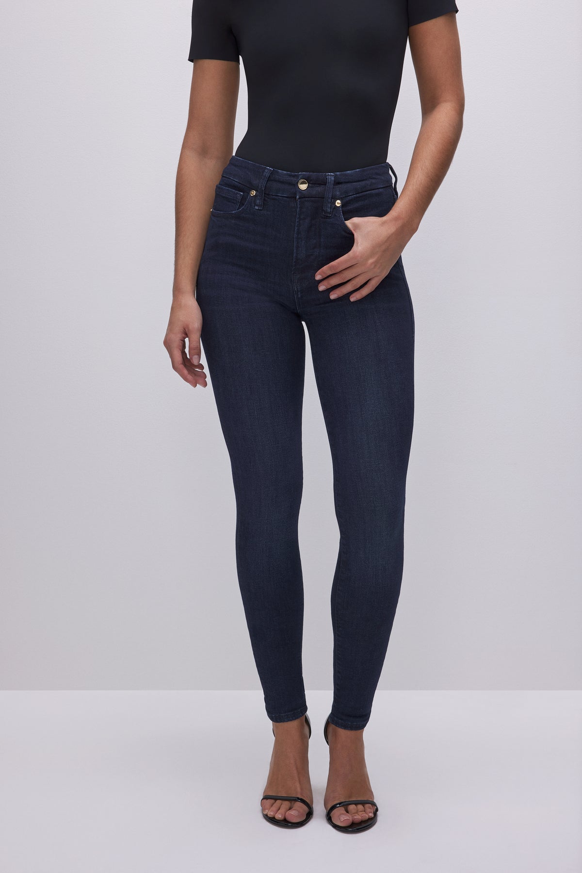 model: Size 0 |